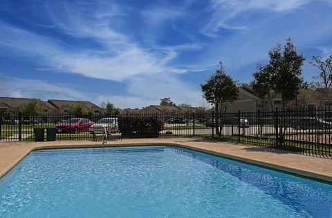 Hooper Pointe Pool